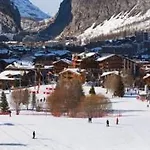 Pierre & Les Balcons De Bellevarde