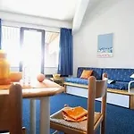 Pierre & Les Balcons De Bellevarde Apart Otel Val-dʼIsère
