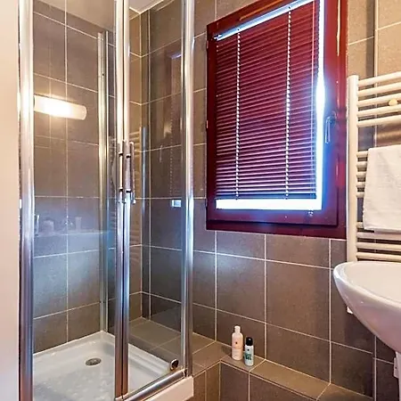 Ξενοδοχείο με διαμερίσματα Pierre & Les Balcons De Bellevarde 4*