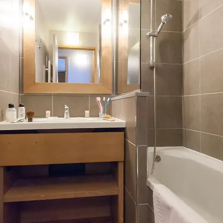 Pierre & Les Balcons De Bellevarde 아파트호텔 4*